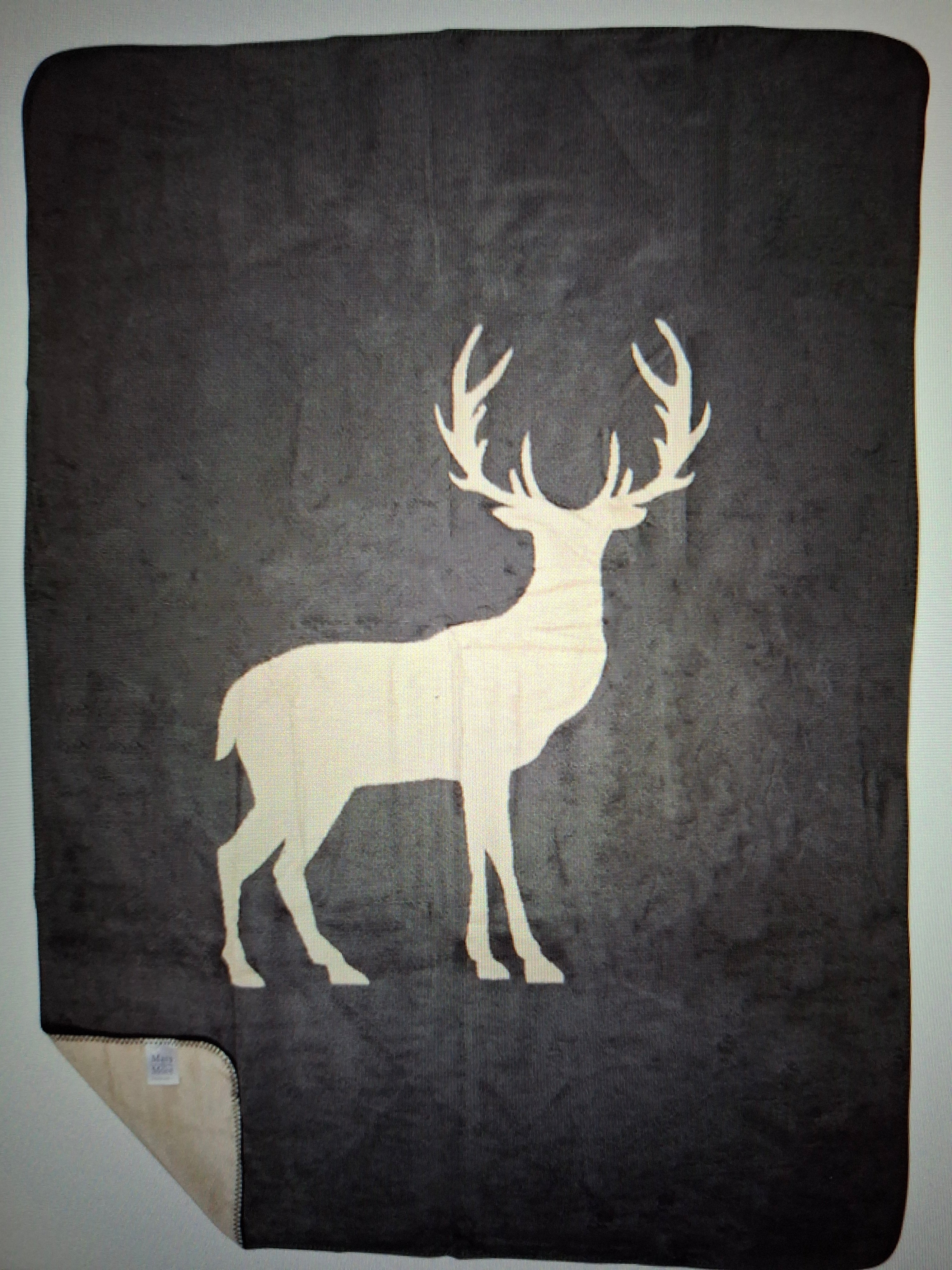 Plaid deken Mars & More staand hert, 130 x 180 cm.