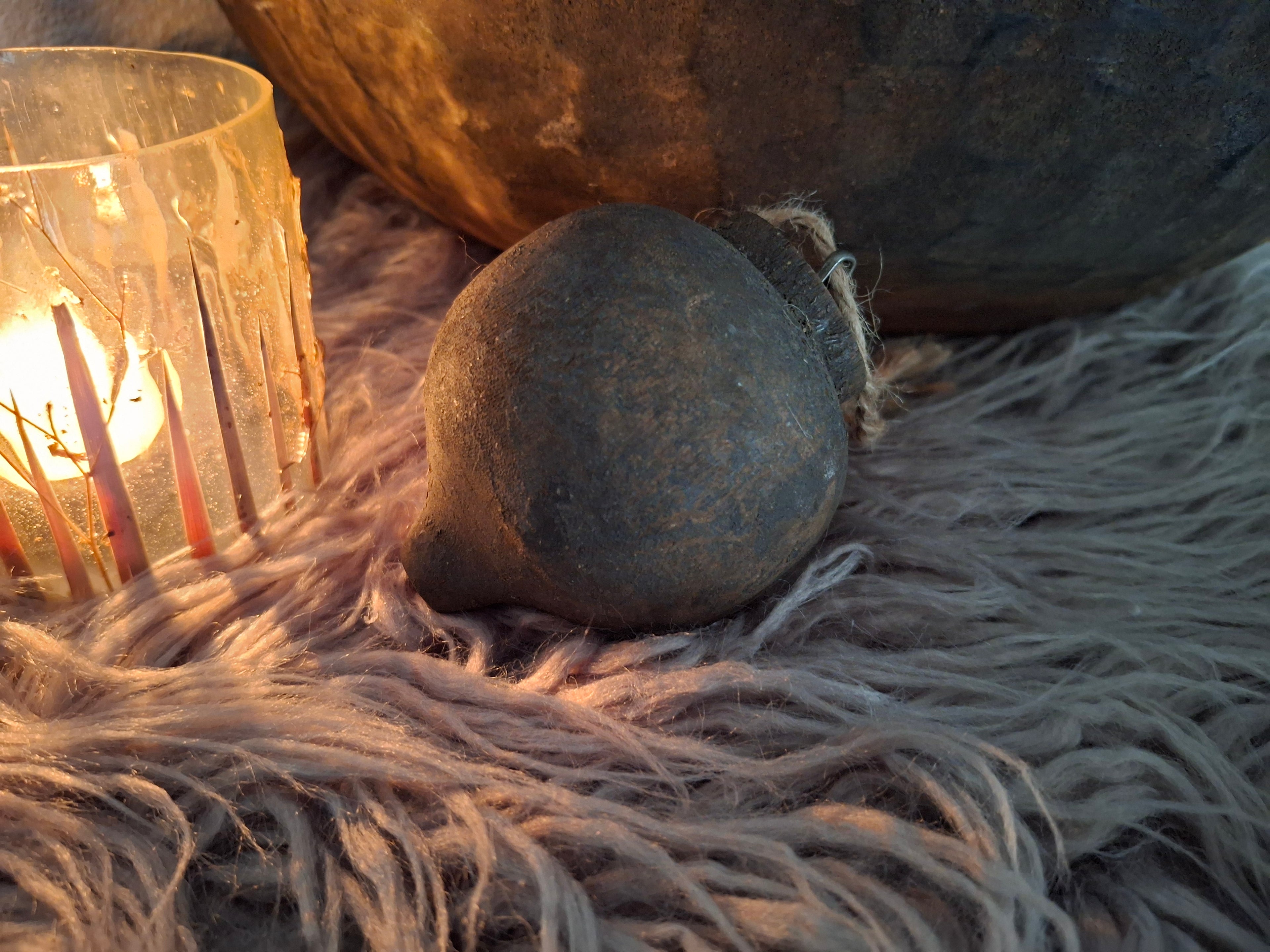 Houten hanger puntig, 8 cm.