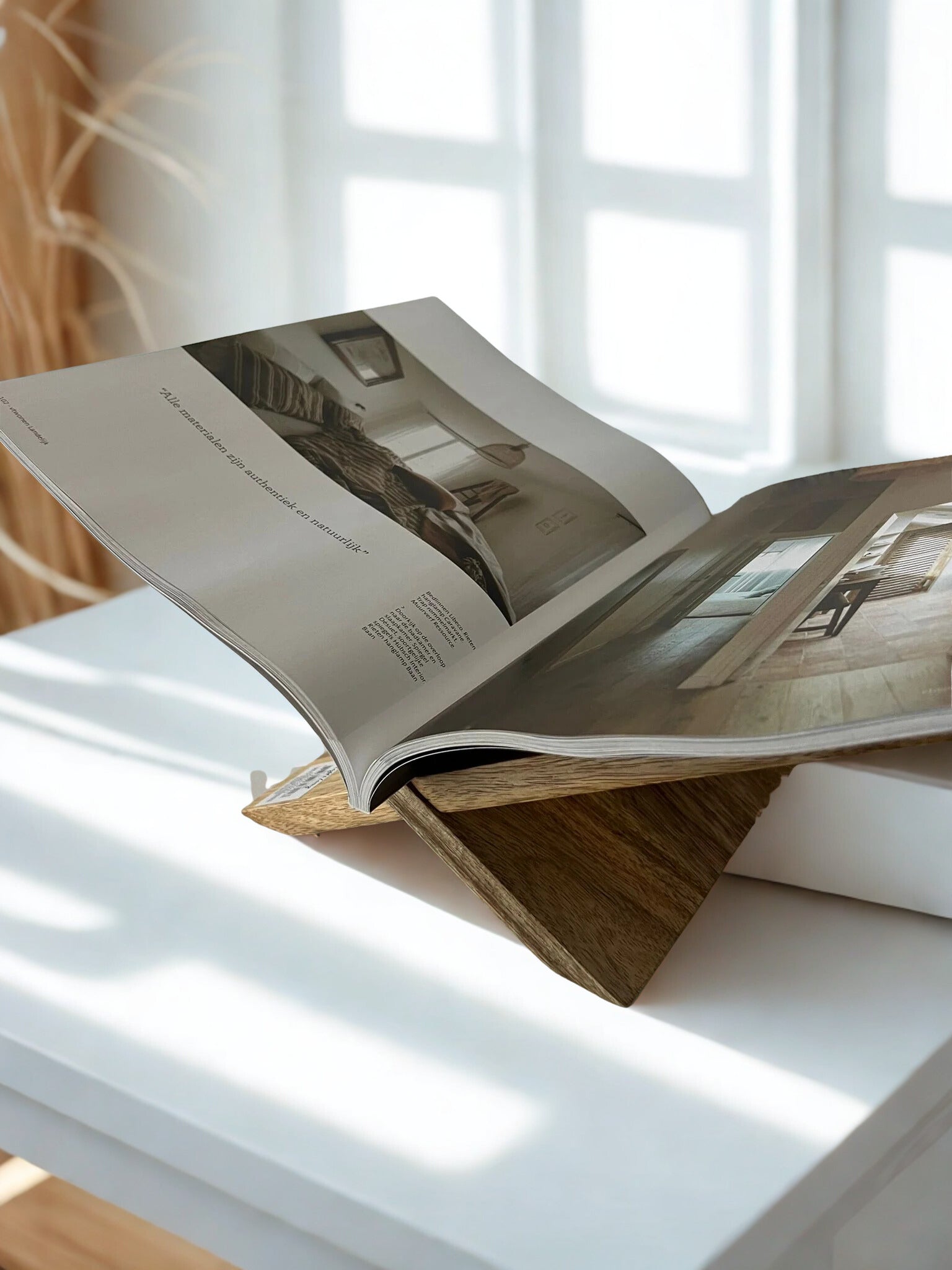 Boekenstandaard Light & Living hout, 36 x 25 x 15.5 cm