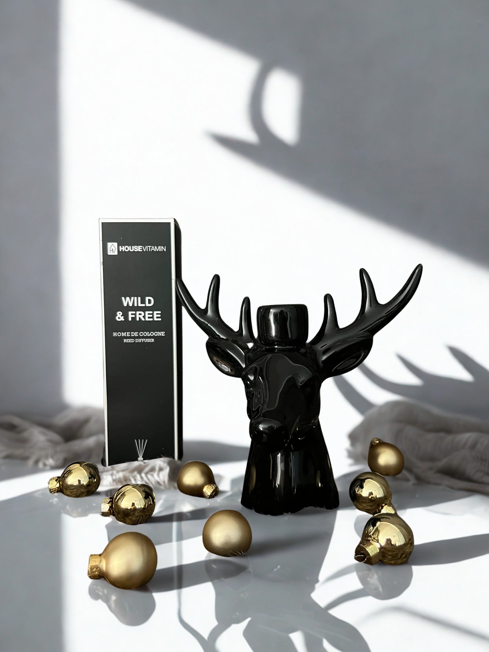 House Vitamin kandelaar zwart rendeer, 16.5 x 16 cm.