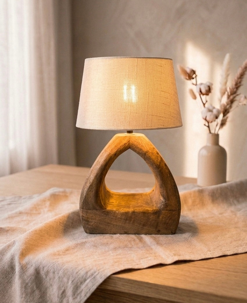 Lamp mango hout met off white kap