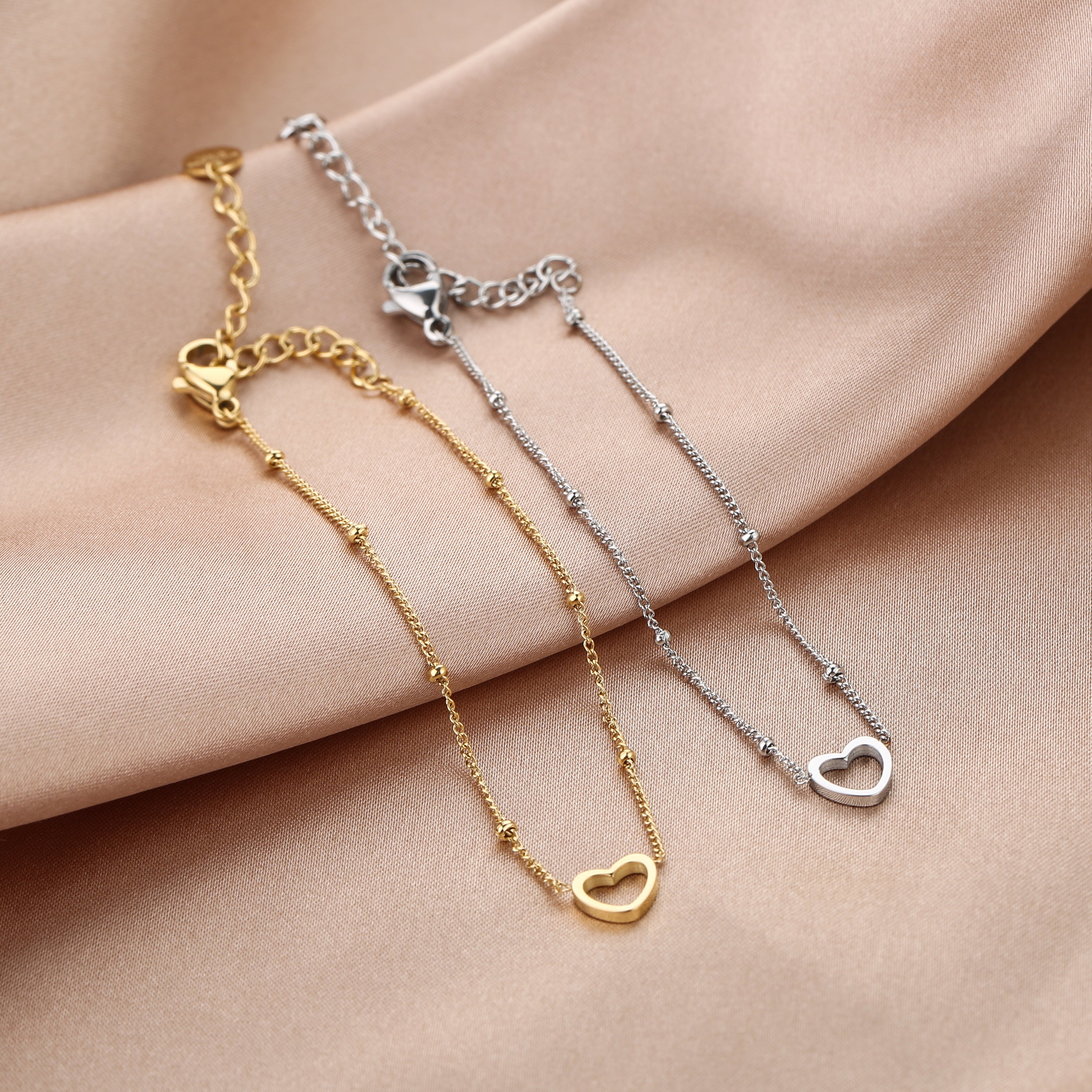 Armband bolletjes schakel met open hartje