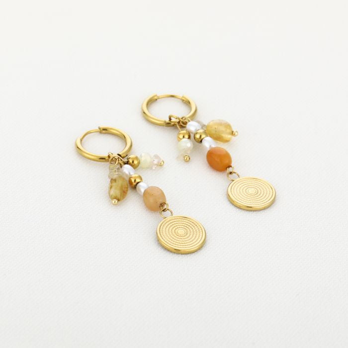 Bedels oorbellen - beige