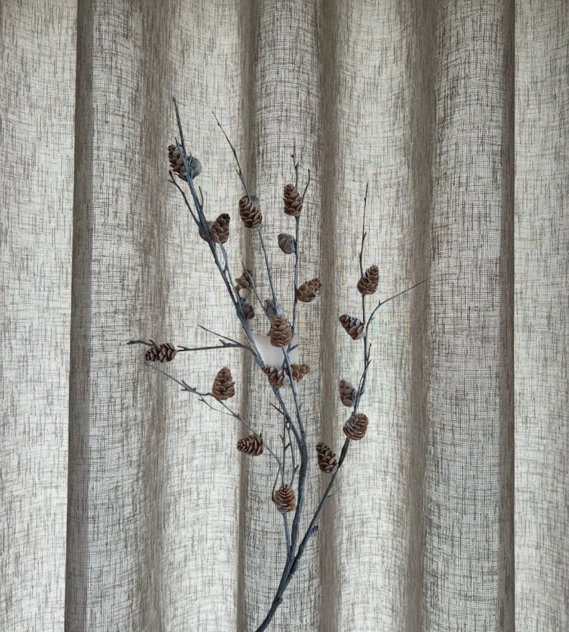 Tak met dennenappels 100 cm